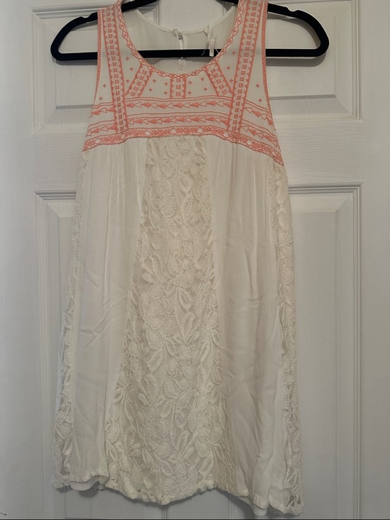 Blu Pepper Dresses & Skirts - Blu Pepper White Mini Dress with Coral Embroidered Yoke